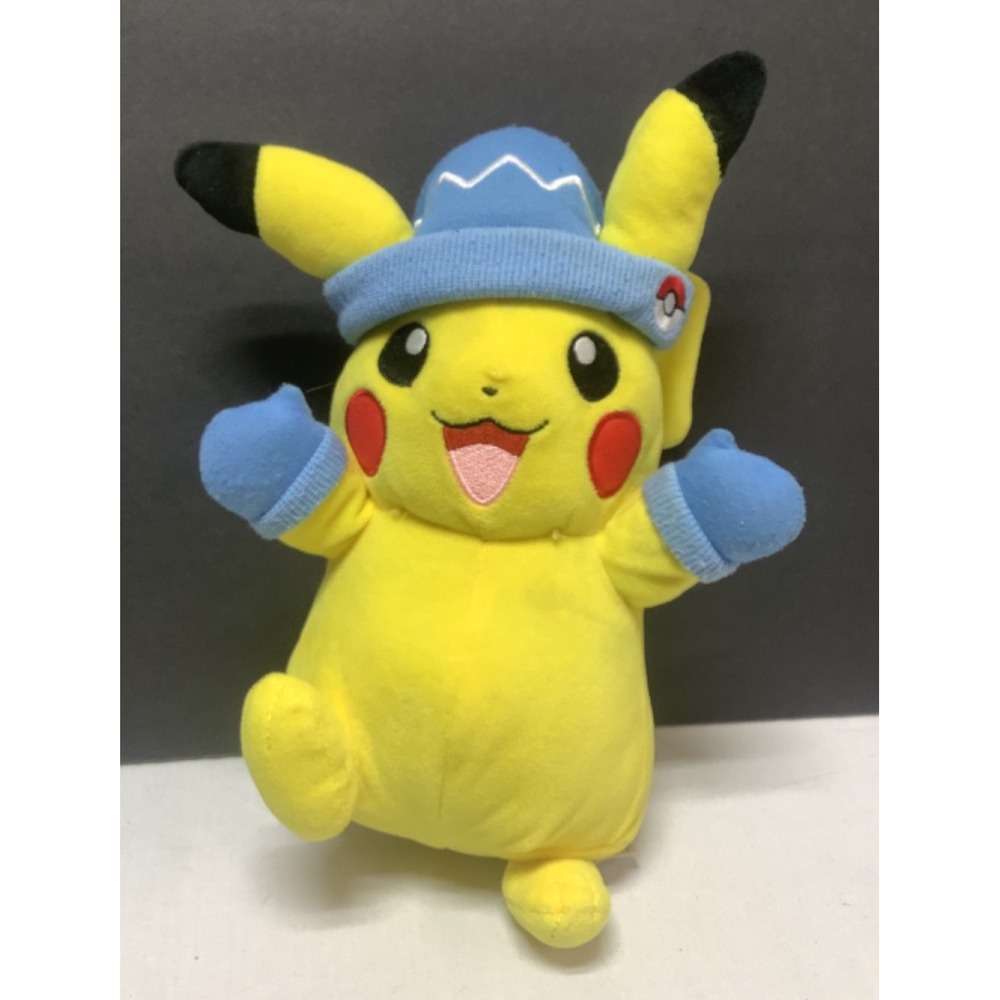 Pokémon 8" Plush Holiday Pikachu w/Blue Winter Hat & Mittens 2022 Game Freak